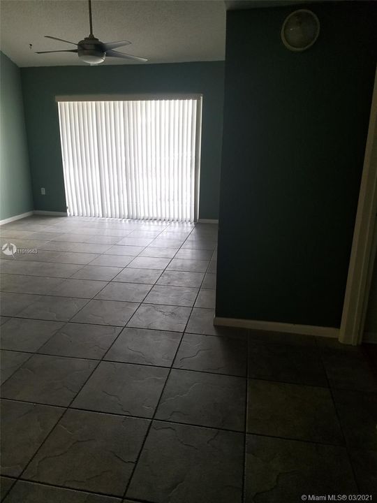 Recently Rented: $1,600 (2 beds, 2 baths, 1076 Square Feet)