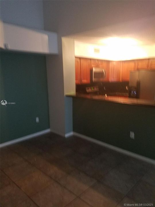 Recently Rented: $1,600 (2 beds, 2 baths, 1076 Square Feet)