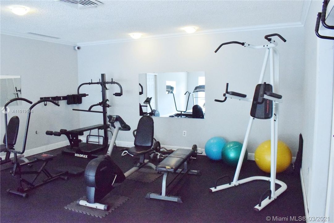 Vendido Recientemente: $149,000 (2 camas, 1 baños, 1000 Pies cuadrados)