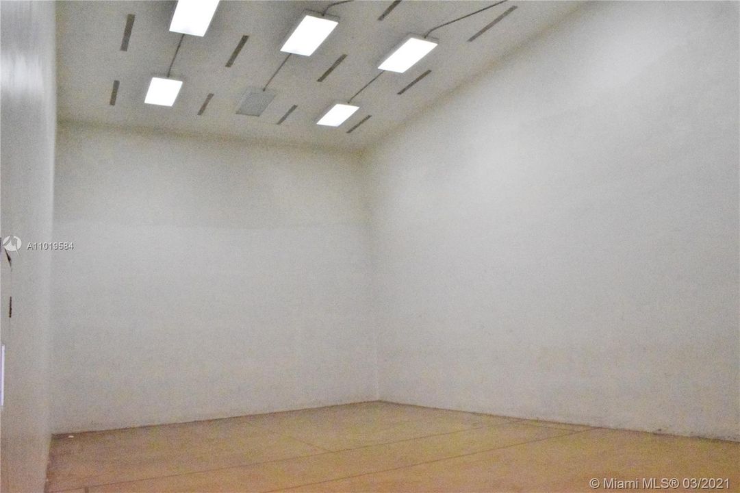 Vendido Recientemente: $149,000 (2 camas, 1 baños, 1000 Pies cuadrados)