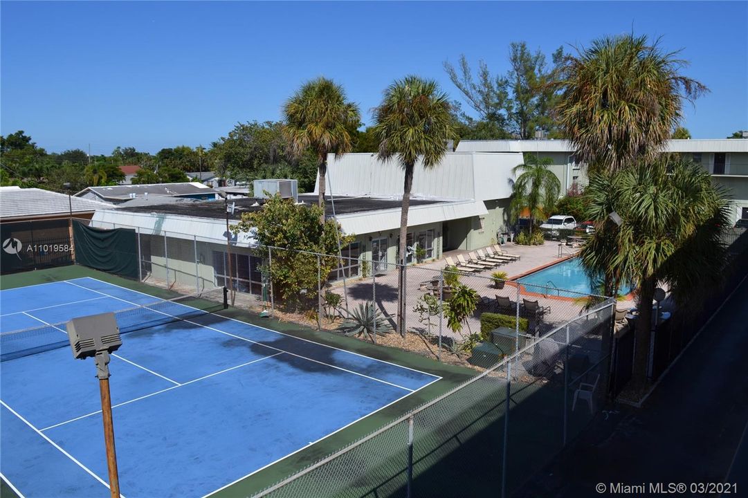 Vendido Recientemente: $149,000 (2 camas, 1 baños, 1000 Pies cuadrados)