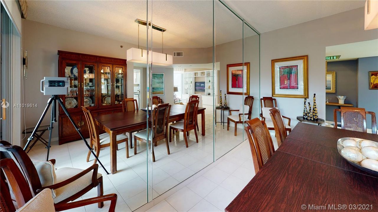 Recently Rented: $3,500 (2 beds, 2 baths, 1760 Square Feet)