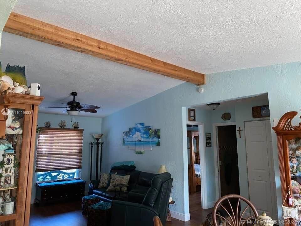 Recently Sold: $282,500 (2 beds, 2 baths, 1160 Square Feet)