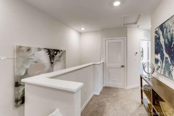 Vendido Recientemente: $389,490 (4 camas, 2 baños, 0 Pies cuadrados)