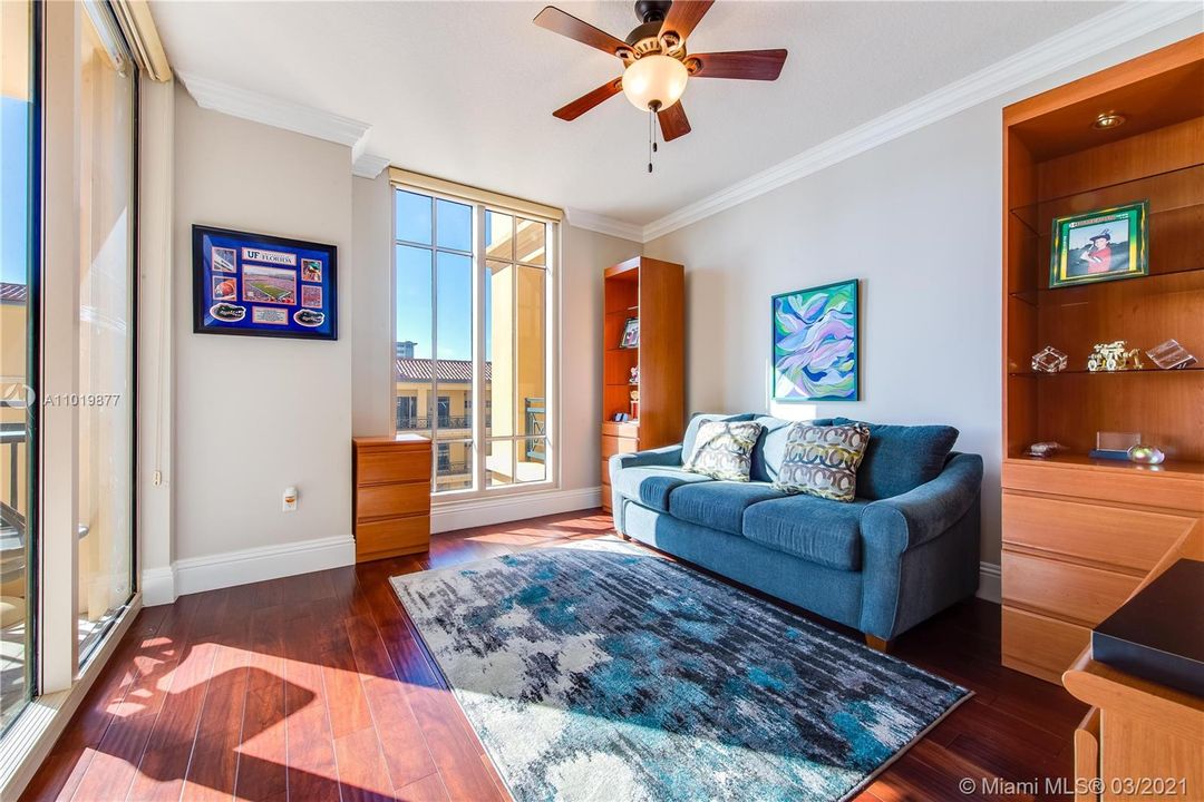 Recently Sold: $1,595,000 (2 beds, 2 baths, 2671 Square Feet)