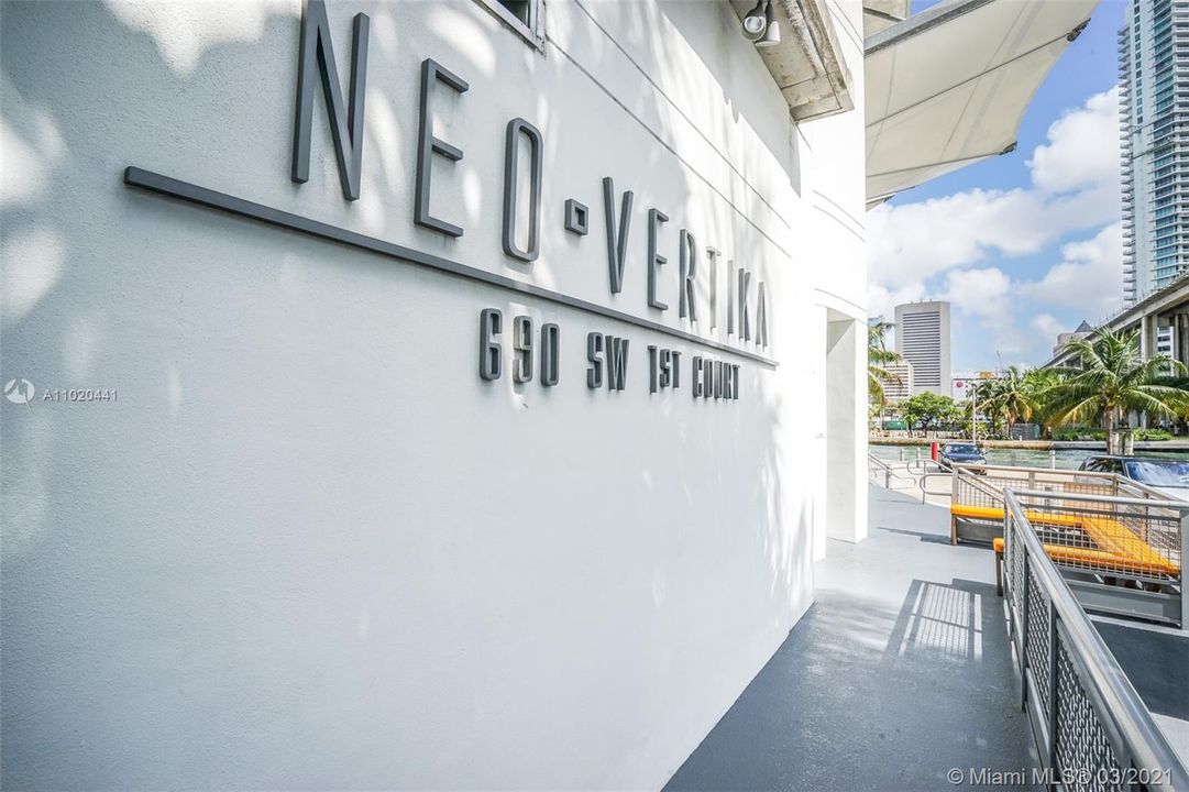 Neo Vertika is located on the Miami River.