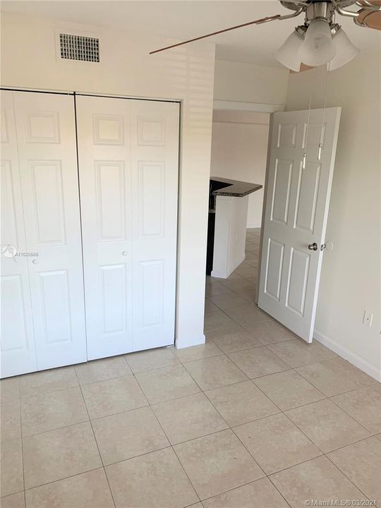 Recently Sold: $150,000 (3 beds, 2 baths, 1300 Square Feet)
