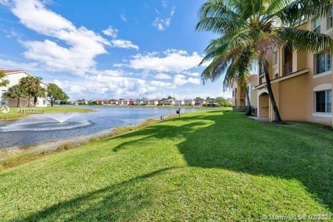 Recently Sold: $150,000 (3 beds, 2 baths, 1300 Square Feet)