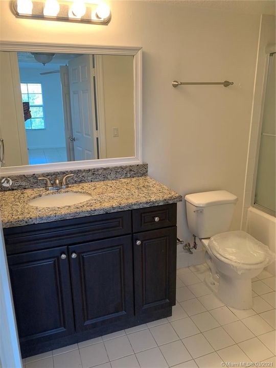 Recently Sold: $150,000 (3 beds, 2 baths, 1300 Square Feet)