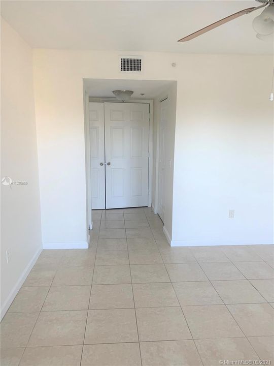 Recently Sold: $150,000 (3 beds, 2 baths, 1300 Square Feet)