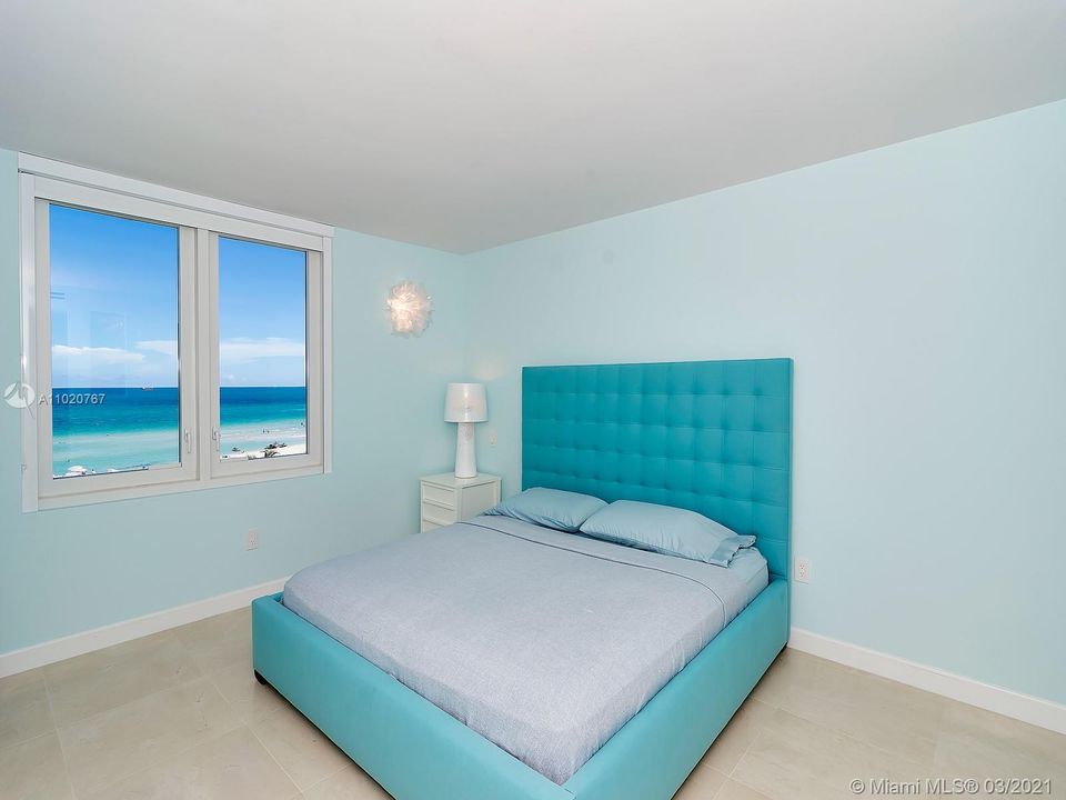 Recently Sold: $1,950,000 (2 beds, 2 baths, 0 Square Feet)