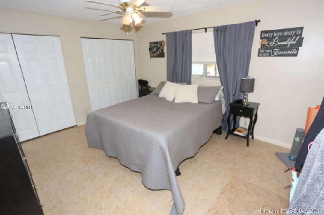 Vendido Recientemente: $530,000 (0 camas, 0 baños, 3022 Pies cuadrados)