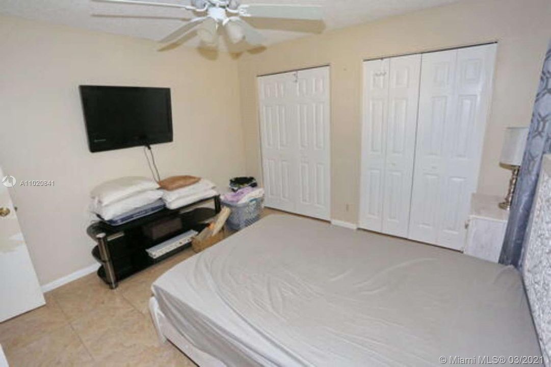 Vendido Recientemente: $530,000 (0 camas, 0 baños, 3022 Pies cuadrados)