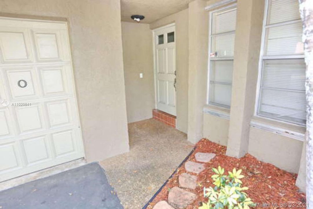 Vendido Recientemente: $530,000 (0 camas, 0 baños, 3022 Pies cuadrados)