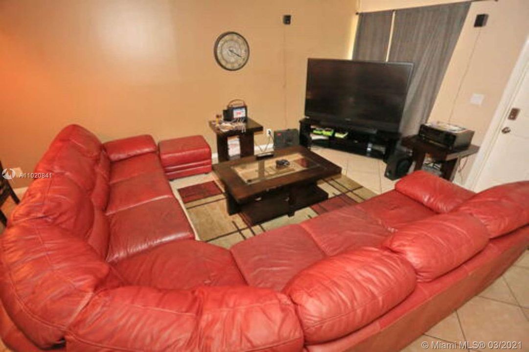 Vendido Recientemente: $530,000 (0 camas, 0 baños, 3022 Pies cuadrados)