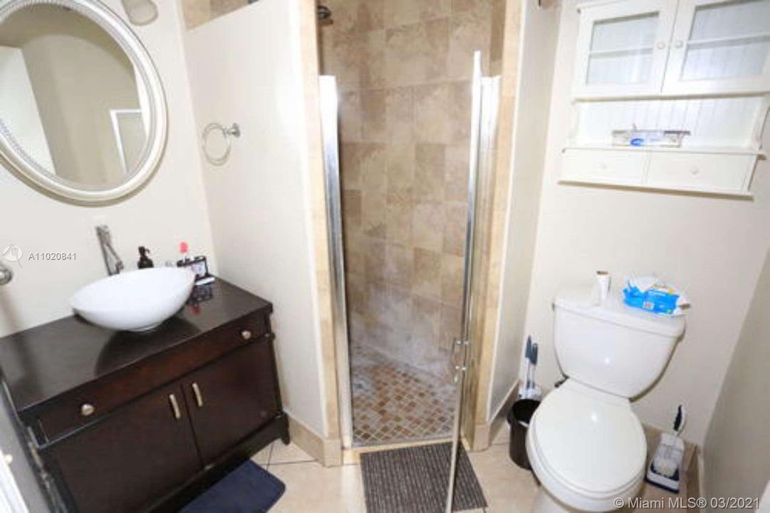 Vendido Recientemente: $530,000 (0 camas, 0 baños, 3022 Pies cuadrados)