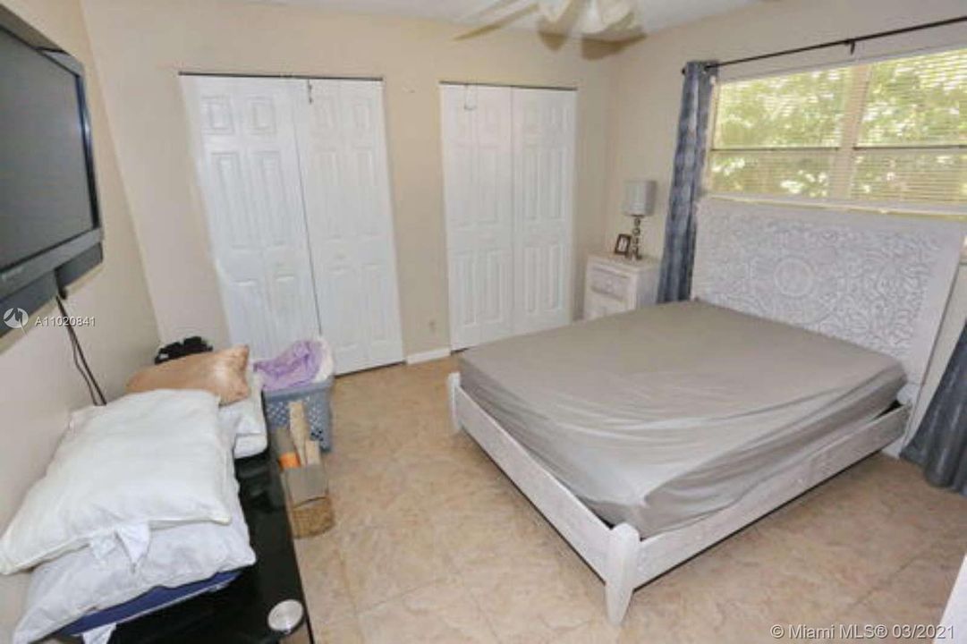Vendido Recientemente: $530,000 (0 camas, 0 baños, 3022 Pies cuadrados)