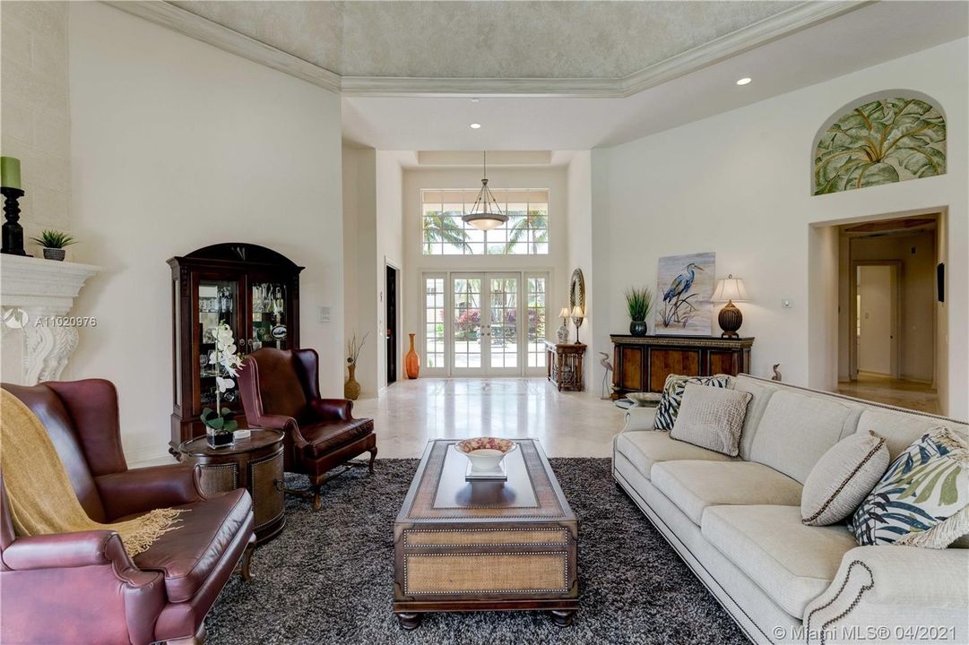 Recently Sold: $1,000,000 (3 beds, 4 baths, 3778 Square Feet)