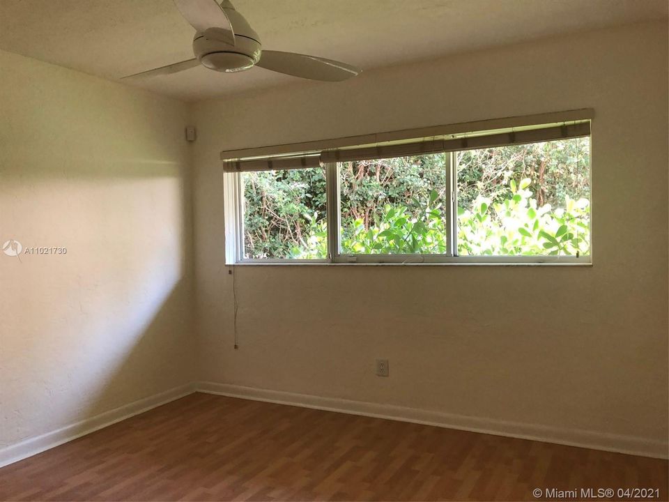 Recientemente alquilado: $7,350 (4 camas, 3 baños, 2495 Pies cuadrados)