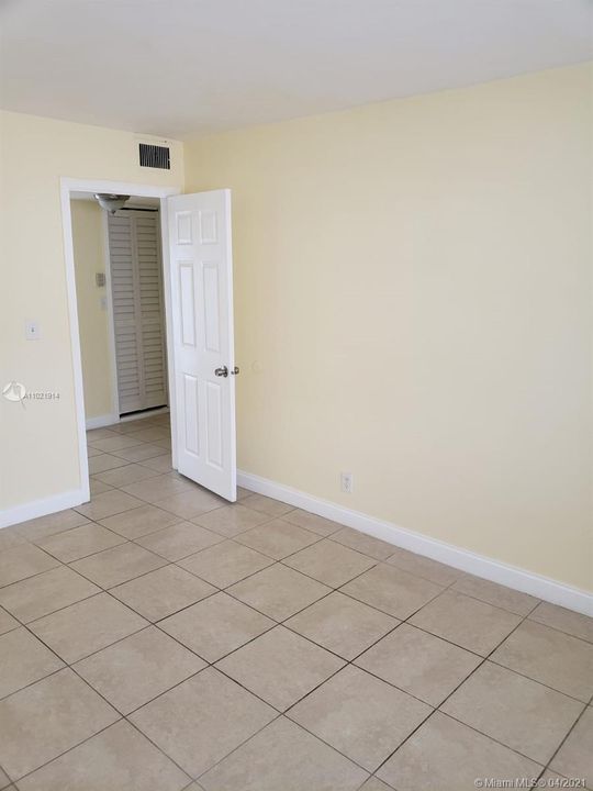 最近租的: $1,600 (2 贝兹, 1 浴室, 1020 平方英尺)