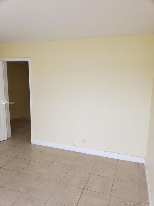 最近租的: $1,600 (2 贝兹, 1 浴室, 1020 平方英尺)