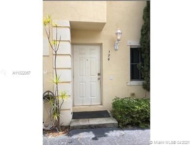 Recently Sold: $265,000 (3 beds, 2 baths, 1384 Square Feet)