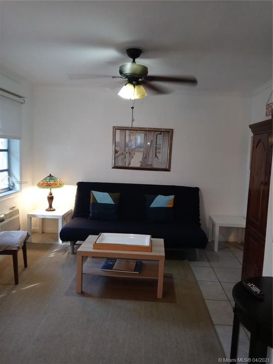 Recently Rented: $1,850 (1 beds, 1 baths, 474 Square Feet)