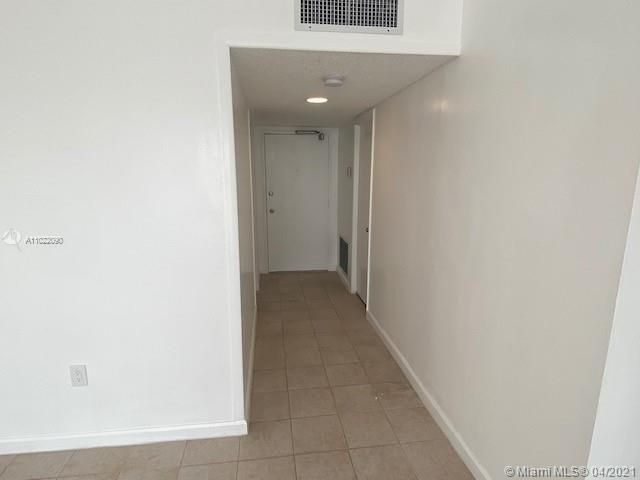 Recently Sold: $184,999 (1 beds, 1 baths, 1005 Square Feet)