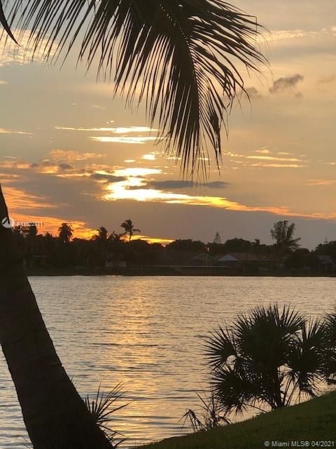 最近售出: $219,500 (3 贝兹, 2 浴室, 1194 平方英尺)