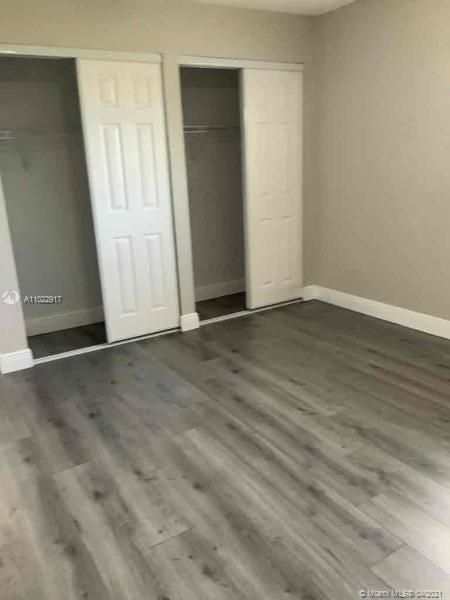 Recently Rented: $2,445 (3 beds, 2 baths, 1537 Square Feet)