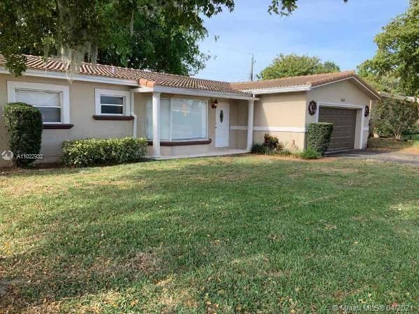 Recently Rented: $2,145 (3 beds, 2 baths, 1450 Square Feet)