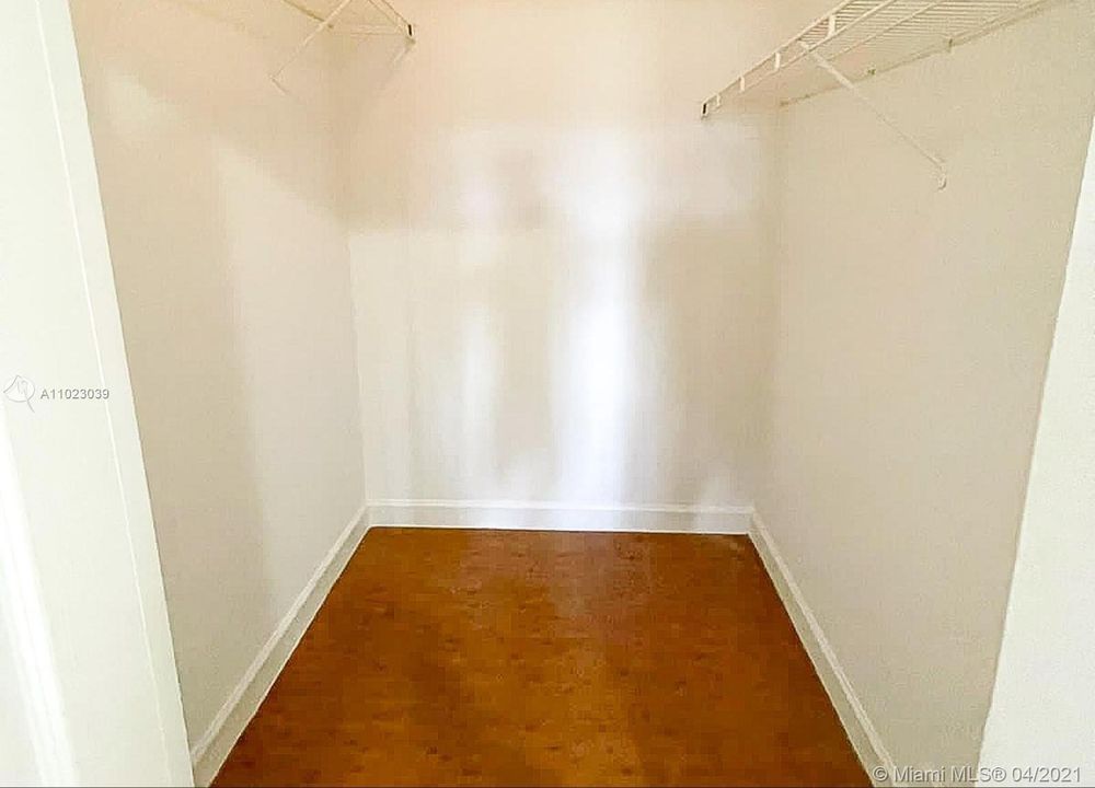 Recently Rented: $1,675 (2 beds, 2 baths, 854 Square Feet)