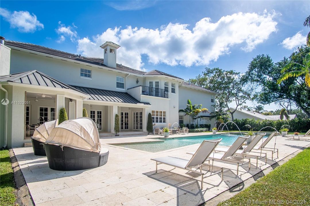 Recently Sold: $3,950,000 (5 beds, 5 baths, 0 Square Feet)