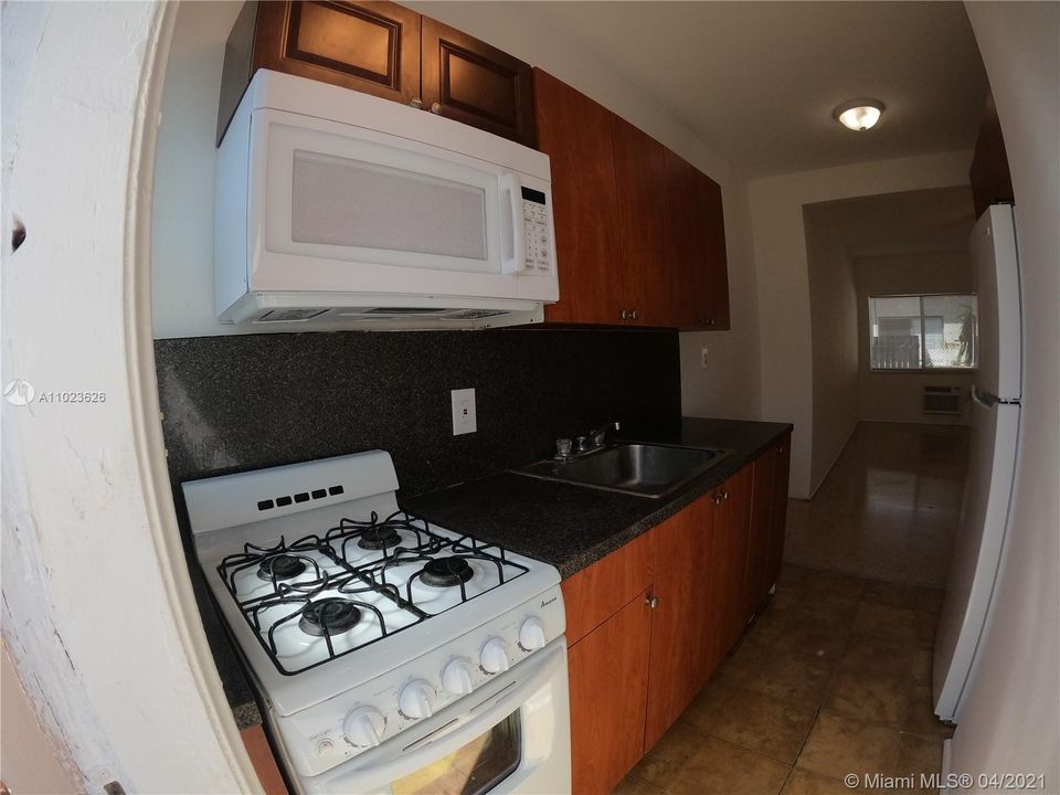 Недавно арендовано: $1,100 (1 спален, 1 ванн, 625 Квадратных фут)