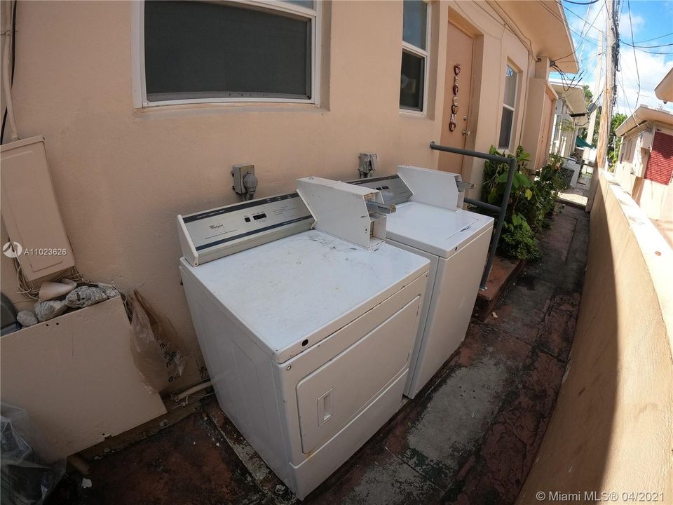 Недавно арендовано: $1,100 (1 спален, 1 ванн, 625 Квадратных фут)