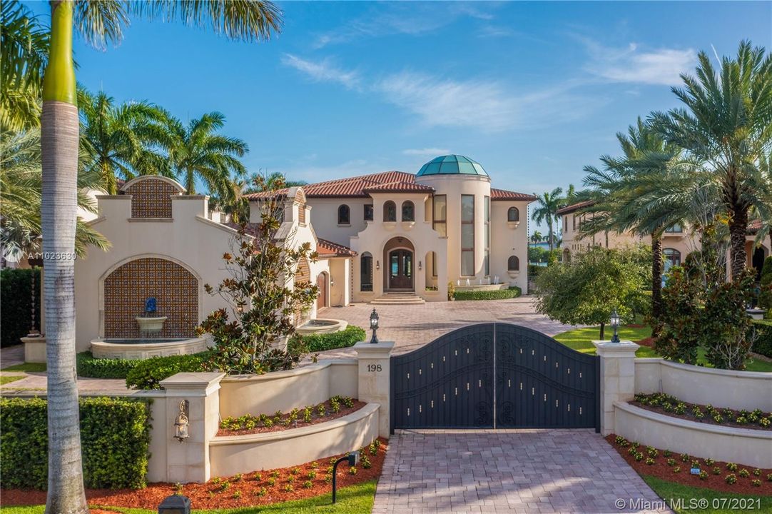 Recently Sold: $19,900,000 (7 beds, 8 baths, 11650 Square Feet)