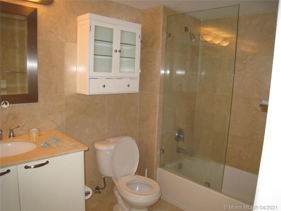 Недавно арендовано: $2,400 (1 спален, 1 ванн, 791 Квадратных фут)