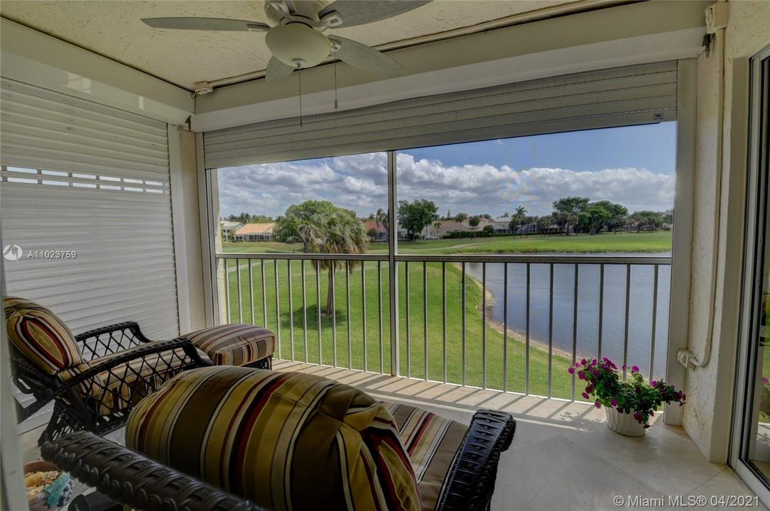 Recently Sold: $379,900 (3 beds, 2 baths, 1639 Square Feet)