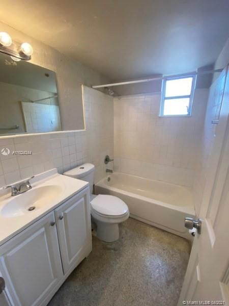 Недавно арендовано: $1,300 (2 спален, 1 ванн, 603 Квадратных фут)