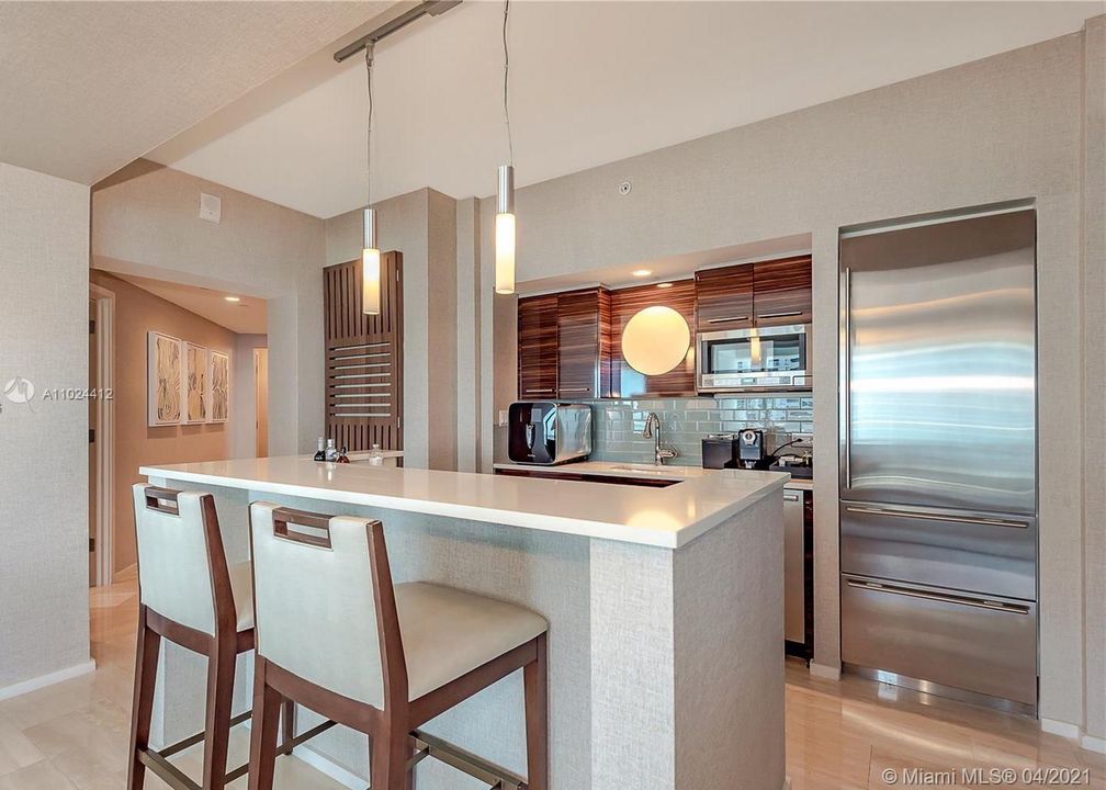 Recently Sold: $1,664,900 (2 beds, 2 baths, 1198 Square Feet)