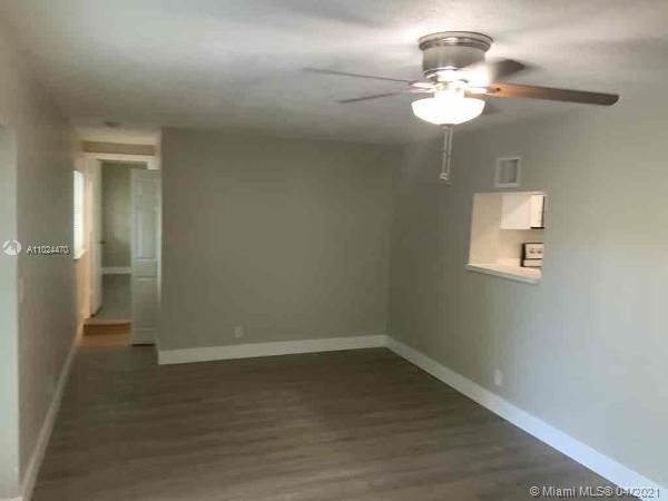 Recently Rented: $2,165 (3 beds, 2 baths, 1680 Square Feet)