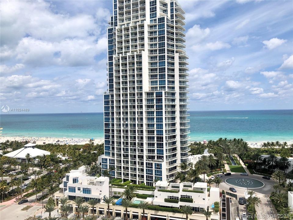 Recently Sold: $2,185,000 (3 beds, 2 baths, 1559 Square Feet)