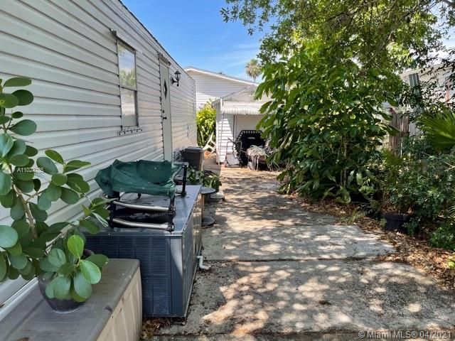 Recently Sold: $128,000 (2 beds, 2 baths, 850 Square Feet)