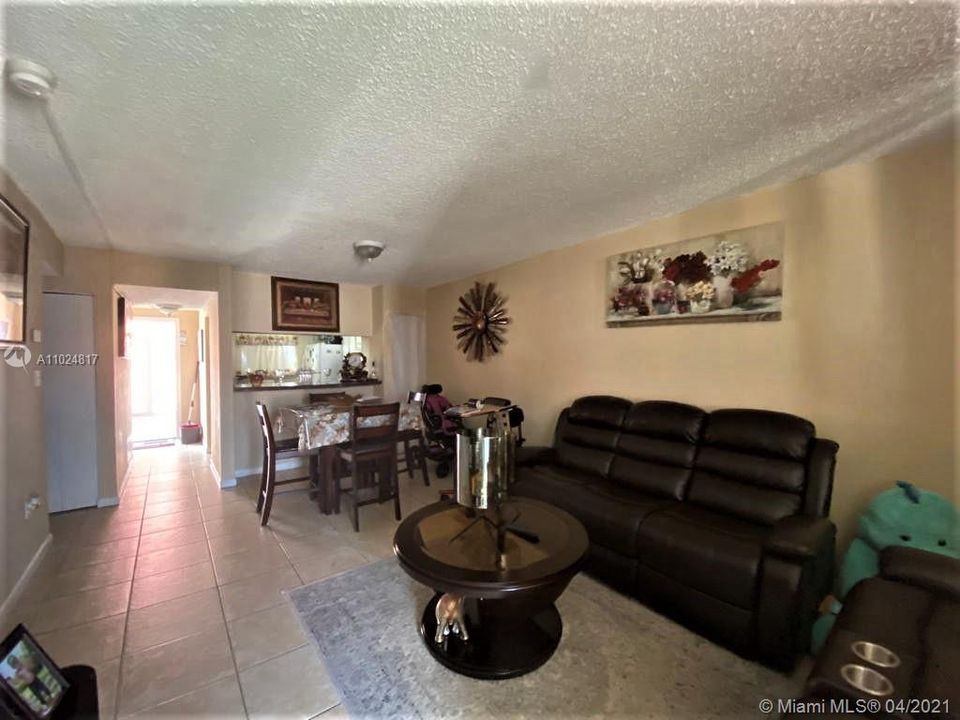 Recently Sold: $119,500 (2 beds, 2 baths, 800 Square Feet)