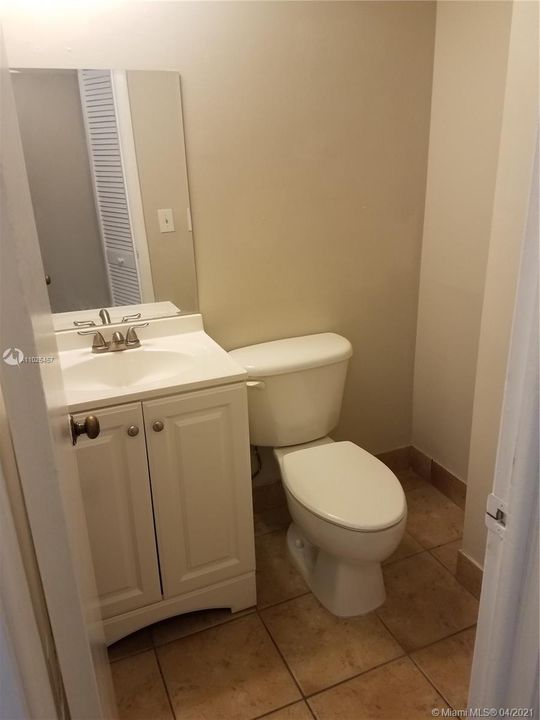 Vendido Recientemente: $265,000 (2 camas, 1 baños, 1000 Pies cuadrados)