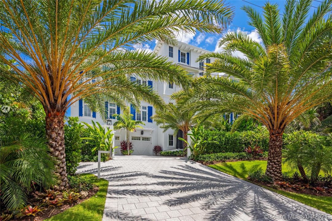 Recently Sold: $20,000,000 (7 beds, 7 baths, 8000 Square Feet)