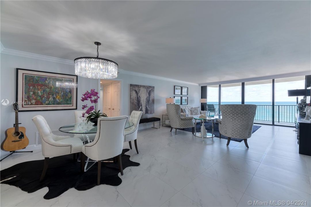 Recently Sold: $1,495,000 (3 beds, 2 baths, 1800 Square Feet)