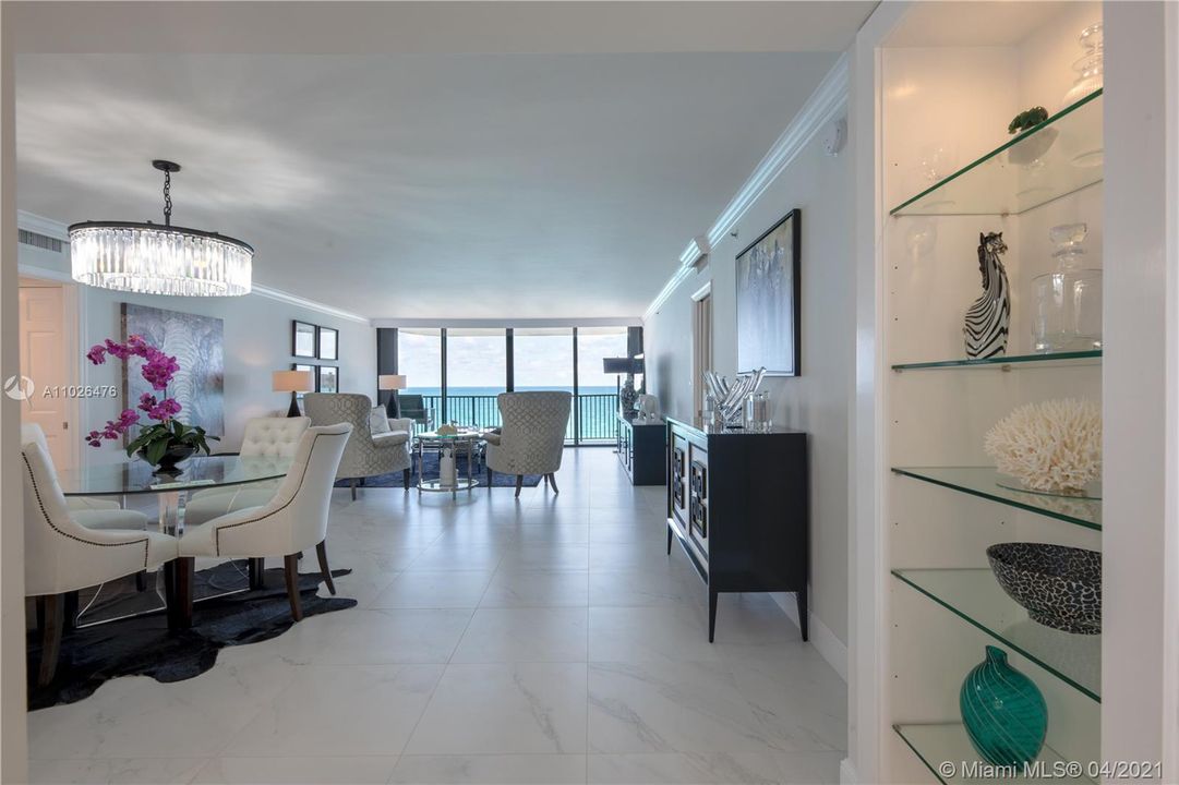 Recently Sold: $1,495,000 (3 beds, 2 baths, 1800 Square Feet)