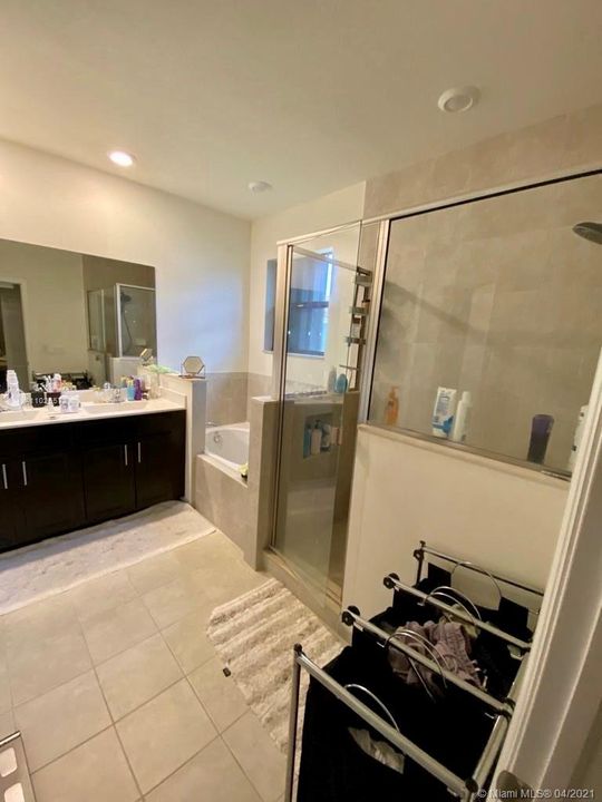 Недавно арендовано: $3,000 (4 спален, 3 ванн, 1892 Квадратных фут)