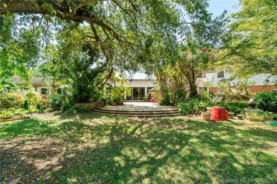 Recently Sold: $1,495,000 (0 beds, 0 baths, 0 Square Feet)